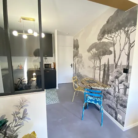 Apartment Les Esclafidous, Centre Ville- Proche Des Halles & Maison Carree Nimes