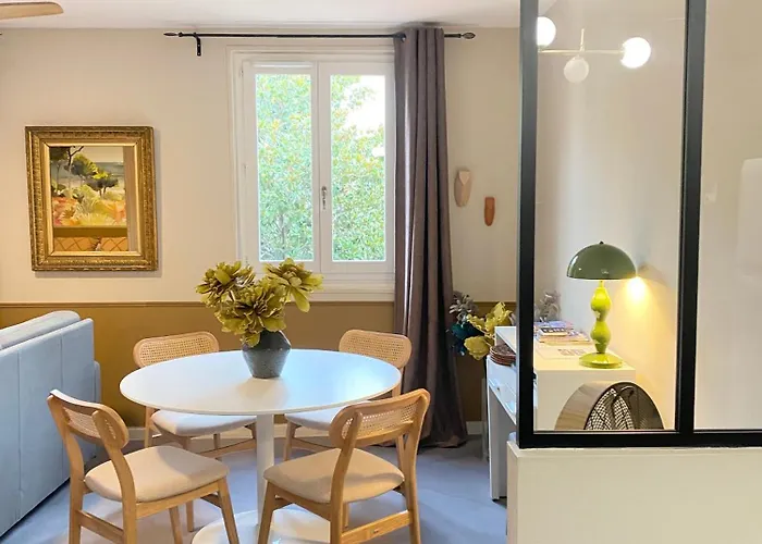 Les Esclafidous, Centre Ville- Proche Arenes & Maison Carree *